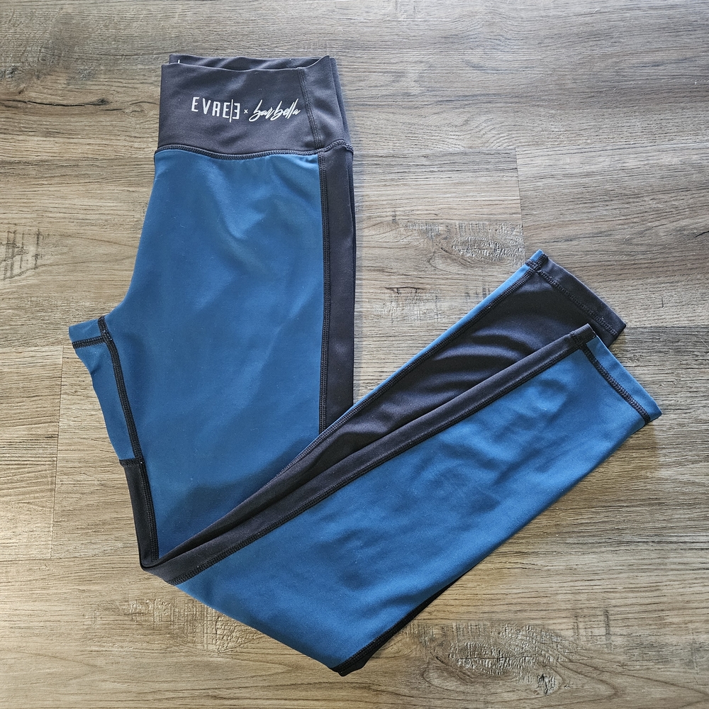 Evree X Barbella Heart Booty Leggings
